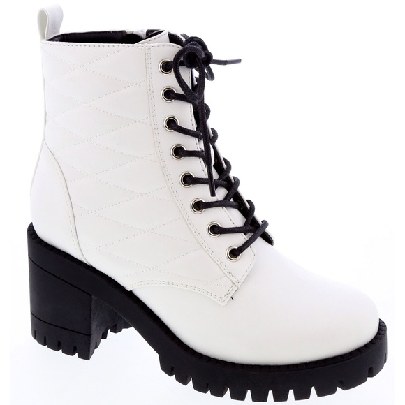 Shoes - New White Quilt Lace Up Combat Boots Ankle Booties